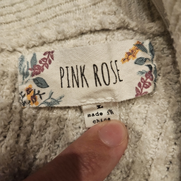 Beige v-line sweater by pink rose - Picture 2 of 3